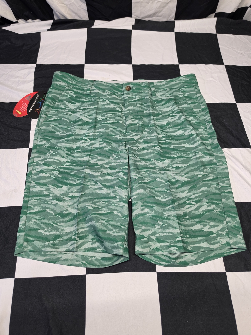 Greg Norman Collection Green Camo Performance Golf Shorts